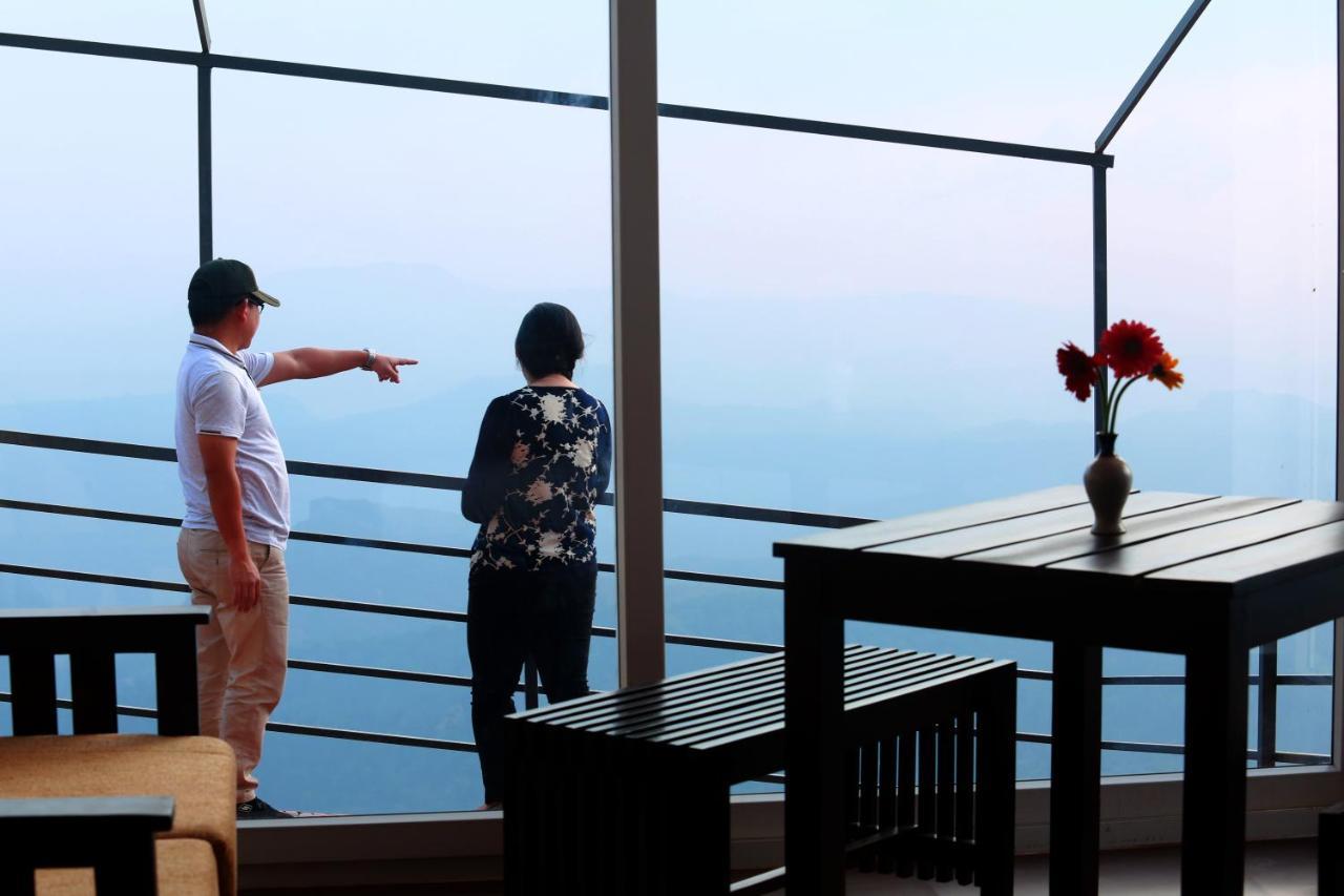 Forest County Hotel Munnar Kültér fotó